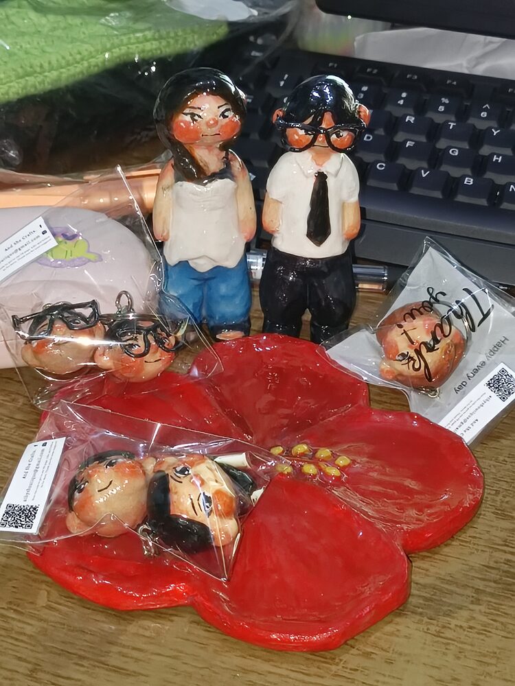 Handmade Crafts & Personalized Gifts
